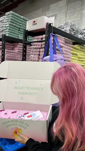 but make it Boxing ;) #boxinggirls #girlsboxing #femalefighter #girlswhobox #punchlikeagirl #handwraps #womensfitness #boxinggirl #boxing #shefights