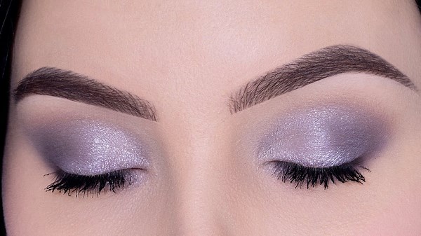 Purple Soft Glam Eye Makeup Tutorial That’s Perfect for Any Occasion