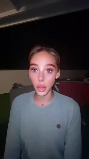 Perlas de Cristal: Un Coqueteo Encantador