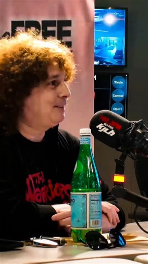 @boneyjames01 in studio live with @thetammimacshow talking all things music and the Boney James' upcoming show at the @thewiltern! | 102.3 RadioFree KJLH