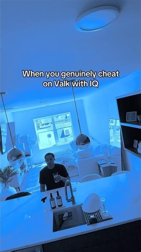 When you genuinely cheat on Valk with IQ🤧🌺 #funnyclips #r6 #r6clips #r6memes