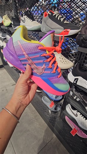Nike Sabrina 3 WHAT THE 2026 — ACTUAL LOOK
