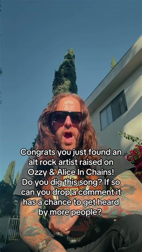 I’m not giving up on my song “hellbent” yet. It’s an important message and I know in my heart that if tik tok showed this to more people then the right ears will relate to this. If you have depression or any mental health struggles this song goes out to you! . . #mentalhealth #fyp #foryoupage #singersoftiktok #rock