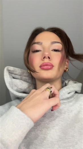 Liliana | au pair 🇺🇸 (@liliana_amrein)’s videos with original sound - 🦇