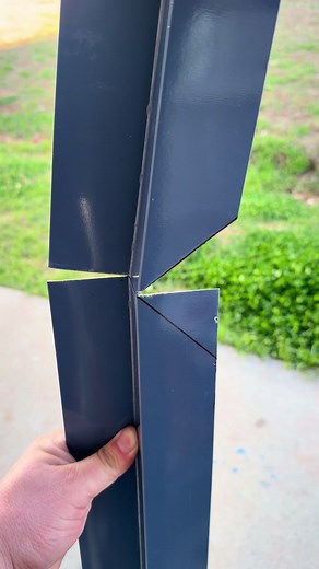 How to Install Flashing Metal Roofing: Construction Tips