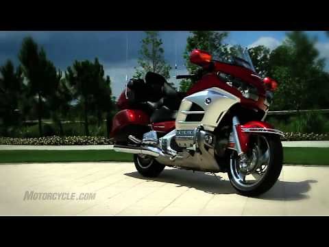 2012 Honda Gold Wing Review - The supreme luxury-tourer isn't yet ready for retirement