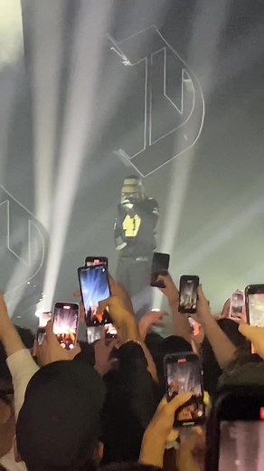 La classique pour la fin 🤩 #ziak #fixette #amiens #zenith #pourtoi