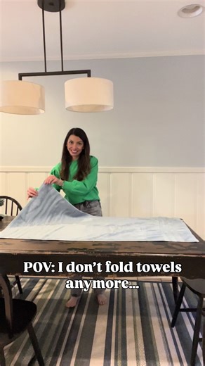 Creative Towel Rolling Techniques for Space Saving