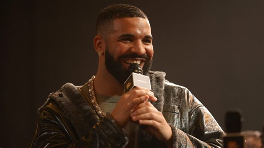 Drake’s Mother Sheds Tears During Touching Tribute Performance