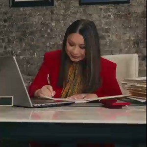 We want to help Twin Cities entrepreneurs RISE! Comcast is providing $5M in additional grants—$16M total—to strengthen small businesses owned by women and people of color in select areas—including Twin Cities. Learn more about the #ComcastRISE Investment Fund, our ongoing efforts to advance digital equity, and how to apply. | Comcast