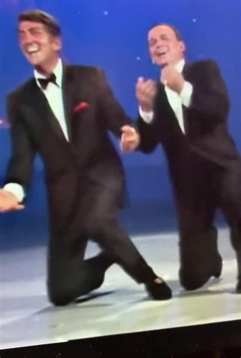 When You're Smiling - Duet of Frank Sinatra and Dean Martin #franksinatra #deanmartin