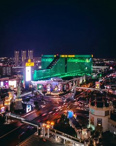 5K views · 259 reactions | This is your sign to stop dreaming about Vegas and start living in it. 壟 | MGM Resorts | Facebook