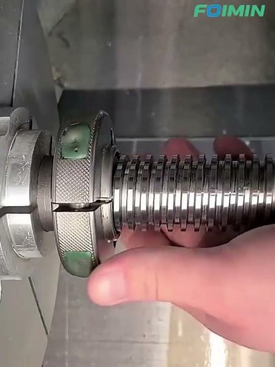 Machine the lead screw