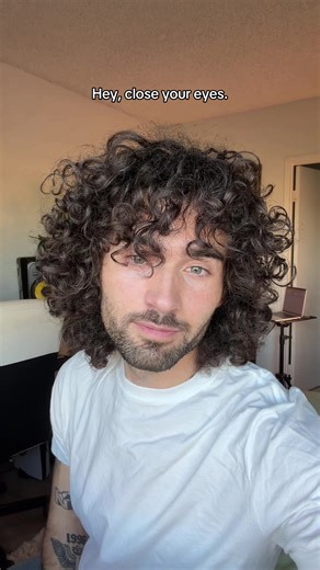 What do you see? Some people see nothing #piano #closeyoureyes #fantasy #romantasy #imagine