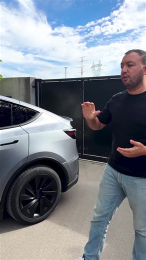 Accessoires Indispensables pour Améliorer Votre Tesla