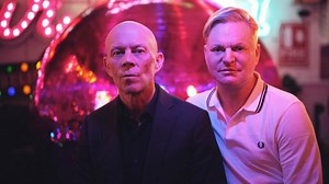 14K views · 604 reactions | Erasure's live performance for "A Little Respect". (2017) | Frequência Modular | Facebook