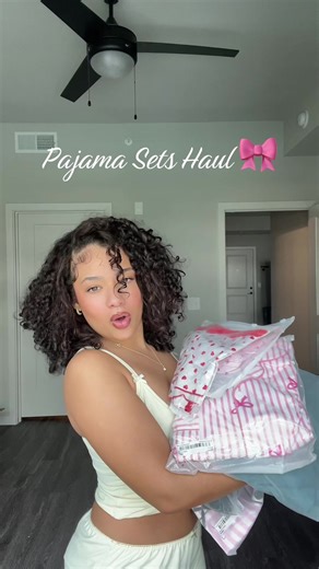 Going to sleep in a cute matching pj set it’s just so girlalaaaa 🎀✨ #fyp #matchingpjs #pjs #justagirl