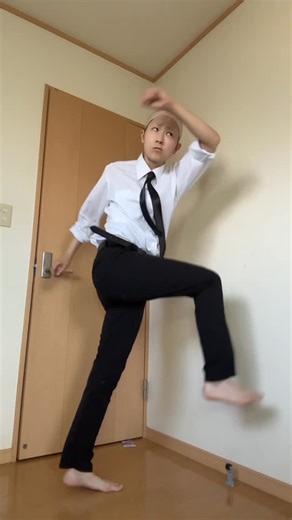 きび助 on Instagram: "デンジのメイク動画#cosplay #コスプレ #chainsawmancosplay #チェンソーマンコスプレ #デンジコスプレ"