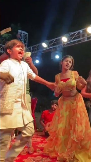 Live stage dance arayan babu Bhojpuri #livedance #viraldance