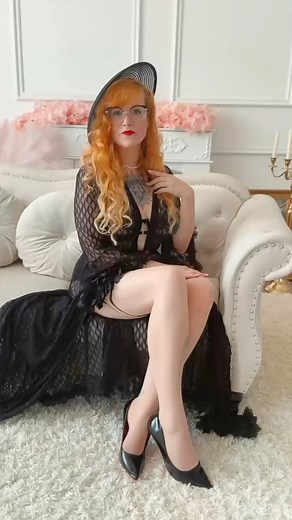 39K views · 1.4K reactions | Cute, chaotic, and trying my best — as always ..#pinupgirl #inkedgirl #vintagefashion | foxmutt | Facebook