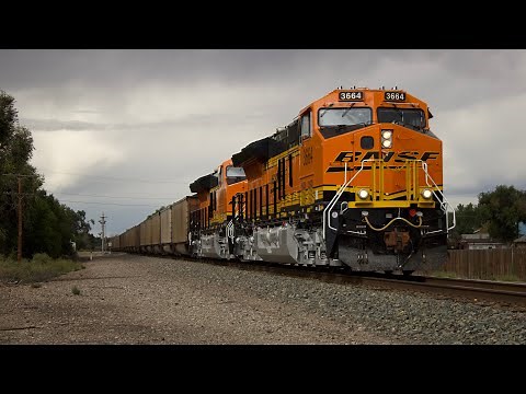 Brand New BNSF ET44ACH Locomotives! | BNSF #3664 Leads the C-EBMSLP