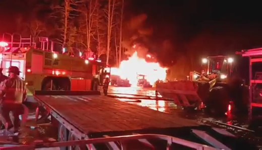 4.1K views · 73 reactions | VIDEO of the 5 alarm fire in Epping NH. Courtesy Johnathan | Queen City Alerts and News | Facebook