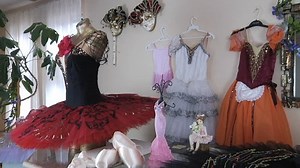 Dressing room in the ballet theater.