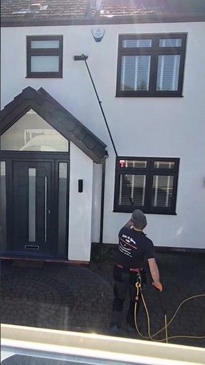 Cleaning windows in a nutshell