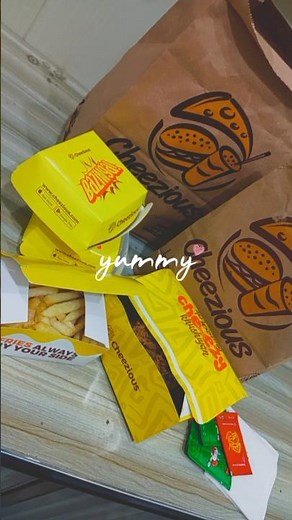 Is Cheezious Really That Good? 🍔 | Honest Food Review #cheezious #foodreview #cheeziousburger