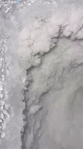 Ice Chronicles on Instagram: "#iceeatingasmr #iceeatingvideo #freezerfrost #iceicebaby❄️ #humidifierfreezerfrost"