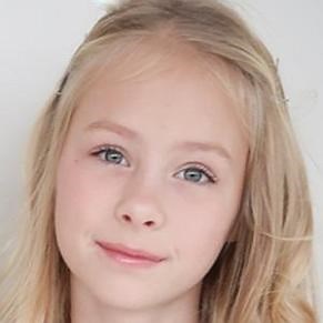 Elle Cryssanthander Boyfriend 2025: Dating History & Exes - CelebsCouples