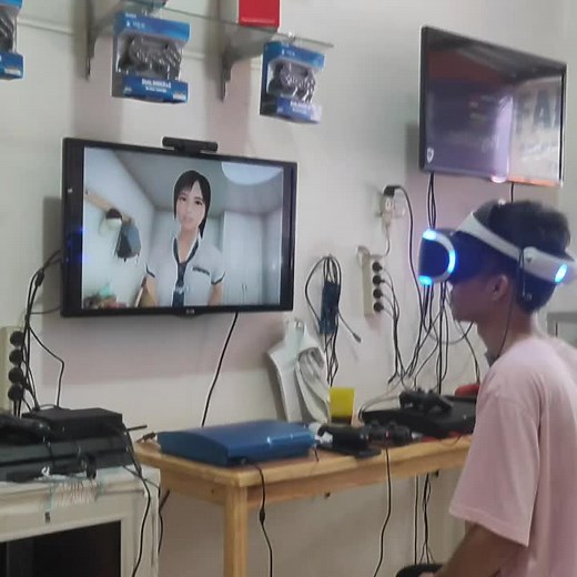 Permainan VR Sesat Menarik di Depok