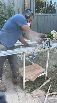 Reclaimed Wood Bookshelf DIY: From Scraps to Stunning Ceiling-High Storage!