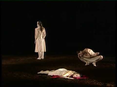 Le sacre du printemps - The Rite of Spring - Pina Bausch 1975
