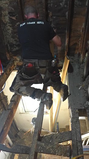 Sistering a floor joist 🤩🤩🔥🔥👍 #diy #bathroomrenovation #bathroomremodelingteacher #realestate #bathroomremodeling #bathroomdesign #howto #framing | Bathroom Remodeling Teacher
