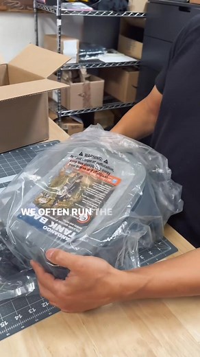 The Fandango Tank Bag is designed for riders who need quick access to essentials without sacrificing space. Its rugged build and waterproof zipper make it perfect for any adventure. Keep your gear within reach and ride without limits. Get yours now | Giant Loop