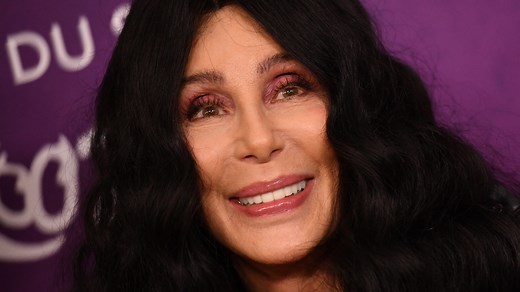 Cher returns to 'SNL' after 40 years. Fans wonder if she lip synced.