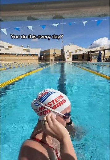 Make this the year you become a Masters swimmer. 🏊🏼‍♀️🏊‍♂️🏊🏼 #mastersswimming #swimmingpool #swimmers #swim #swimming #swimtiktok #usmastersswimming #usms #swimmerthings #swimtok #swimmer #swimmerproblems #swimtips #swimtechnique #swimmingpool #usms #swimteam #fyp @ehuff