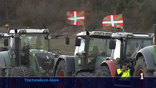 RTVE País Vasco on Instagram: "Tractorada en Álava contra el acuerdo de libre comercio entre la UE y Mercosur 🎙️ @juanjopm_ #Telenorte #Noticias #Albisteak #Tractorada #Álava #Araba #Sectorprimario #UE #UEMercosur #Librecomercio #Euskadi #PaísVasco"