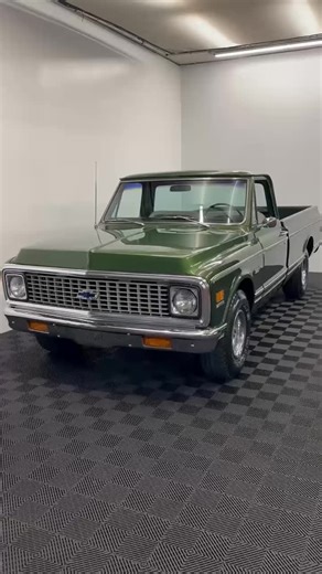 28 reactions · 3 comments | Walk around a piece of Chevy history: the ’72 C10 Deluxe Custom 10  #ChevroletC10 #C10Nation #ClassicTrucks #VintageChevy #APVintageMotors | AP Vintage Motors | Facebook