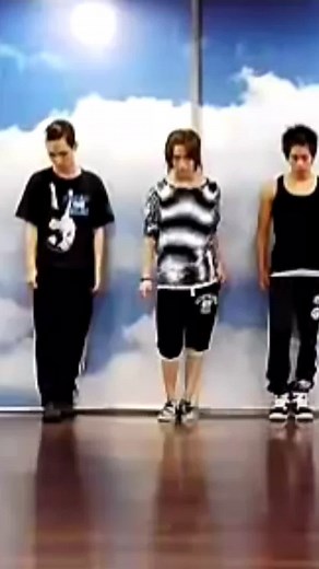Dance Practice of 'Lucifer' by SHINee Featuring Taemin