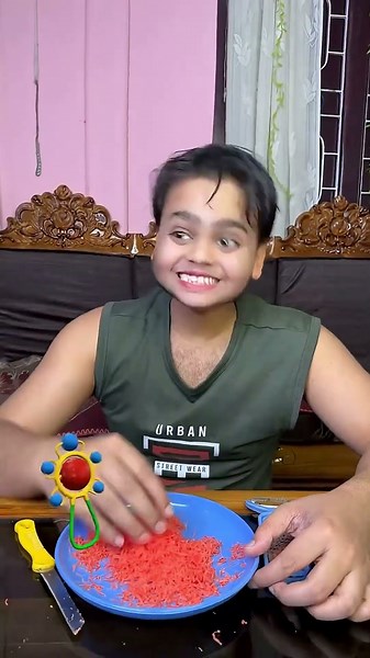 Sabun se HandWash BanaLiya🧴🤣#shorts #comedy #funny #olidavines OLIDA Vlogs and Vines