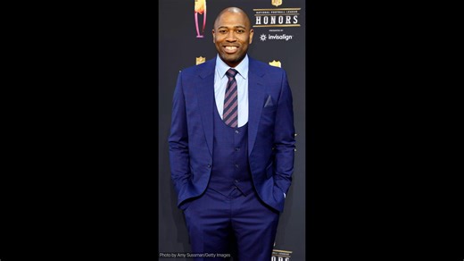 Former NFL MVP Shaun Alexander Expecting 14th Child...