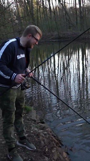 Fängt 🍣 RÄUCHERLACHS 🍣 auch am Naturgewässer 🤔? Wir haben es ausprobiert - mit überraschendem Ergebnis 🔥 | Big Fish Media