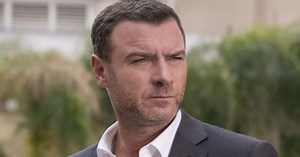 'Ray Donovan': With Mickey dead, Ray needs another fall guy for murdered cops and the Sullivans are causing trouble again