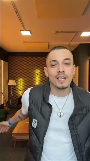 Vă place melodia asta??? 🌴