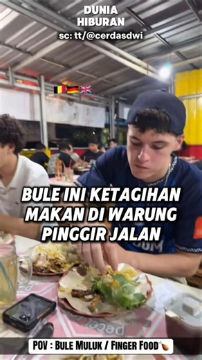 These Foreigners Are Hooked on Street Food #foreigners #foreignerreaction #shorts