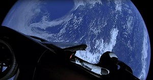 SpaceX beams live feed from its spacefaring Tesla Roadster