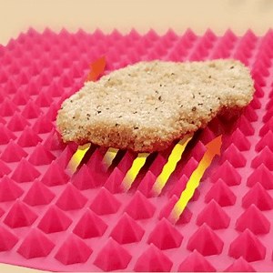 5.2K views · 15 reactions | The Diamond Chef is specially designed with lots of raised diamonds so that food cooks evenly and fat simply drains away  | Must Have Ideas UK | Facebook