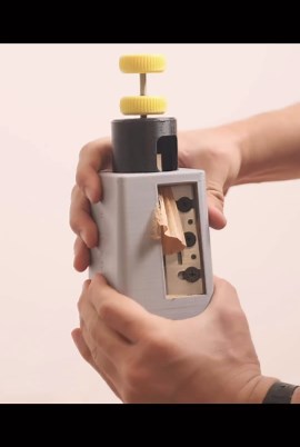 USSA on Instagram: "3D Printed Tenon tool Digitals: https://www.ussadesign.com To get manufactured jig: https://www.kickstarter.com/projects/ussa/multifuctional-trim-router-jig #woodworking #tools #3dprinting #furnituredesign #prototyping"